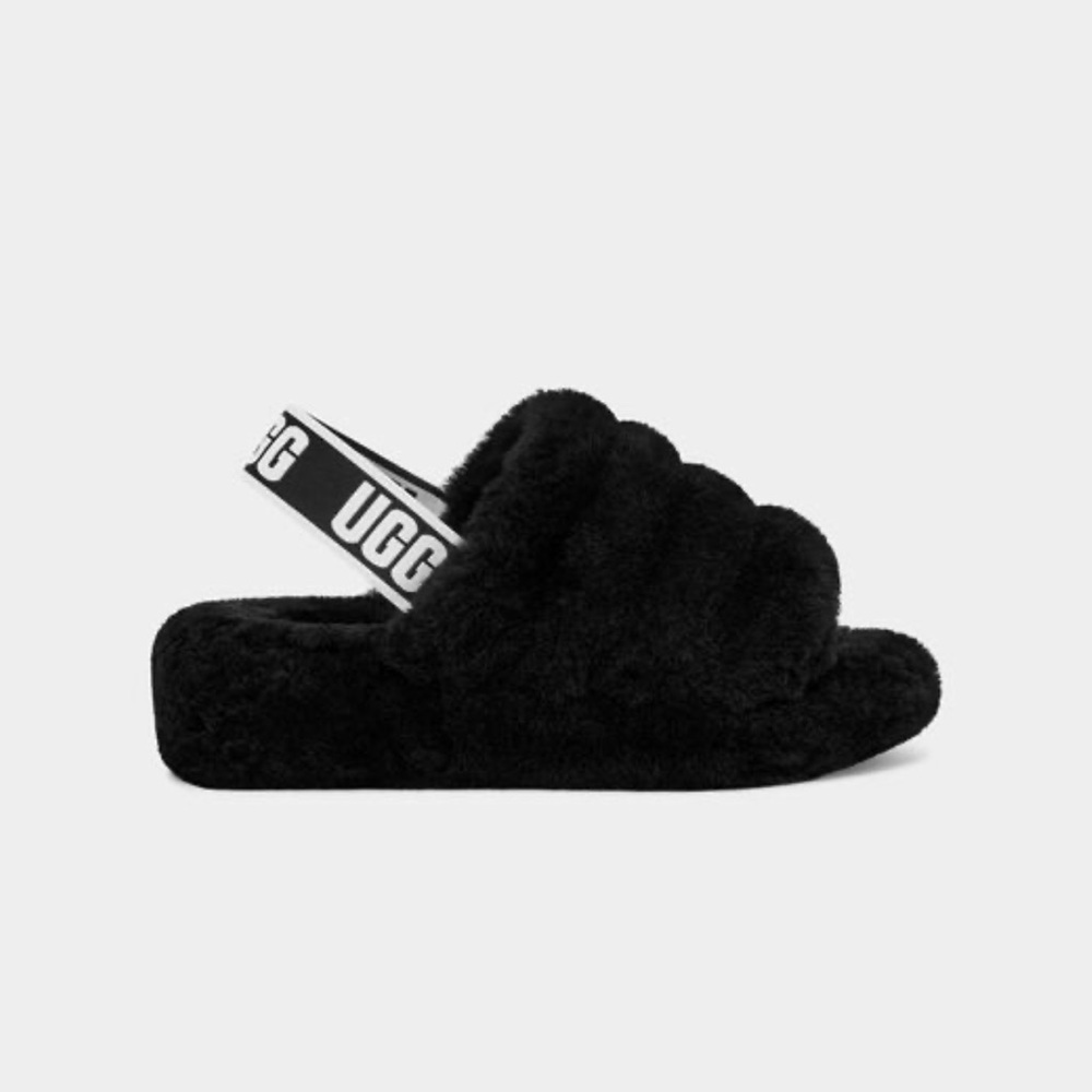 Uggs black slides!!!!!
